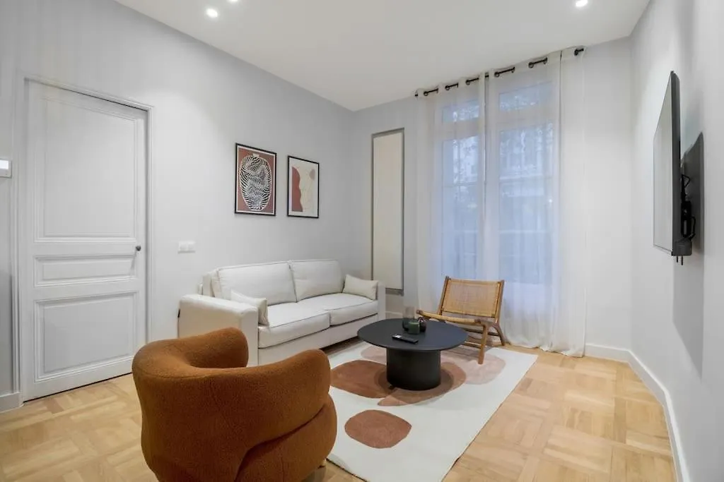B.appart 6pers#2bedrooms#victorhugo#arcdetriomphe Apartment